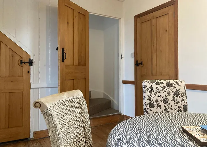 Cosy Coastguard Cottage Right Next To The Sea