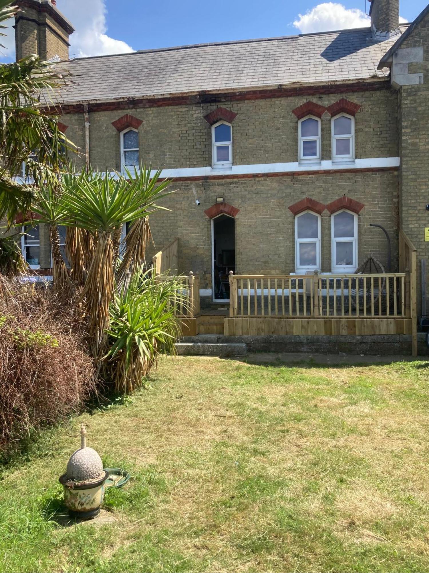 Cosy Coastguard Right Next To The Sea * East Cowes